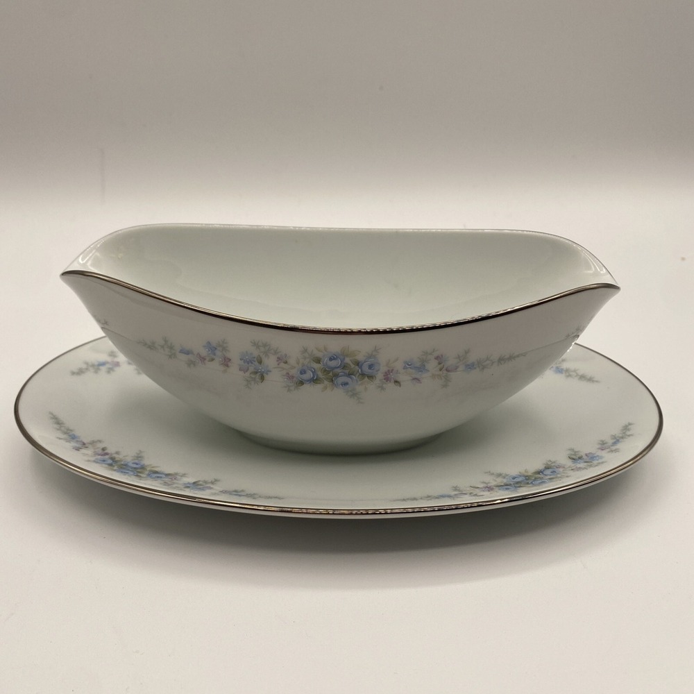 Noritake China Roseberry Gravy Boat with Attached Underplate 6241 Made In Japan